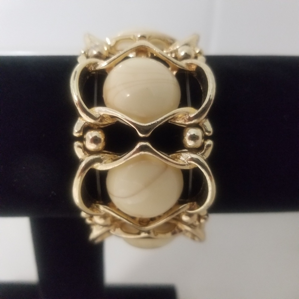 Versona Gold and Cream Bracelet